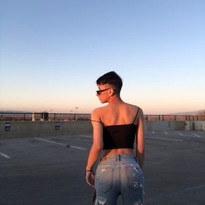 Meet your Posher, Efren